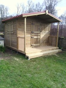 Caseta Madera Castro Riveras