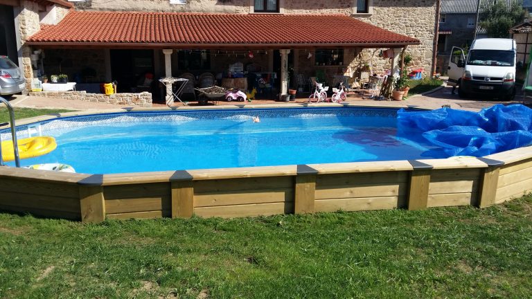 Piscina desmontable de madera tratada 7,30 x 3,75 x 1,32.